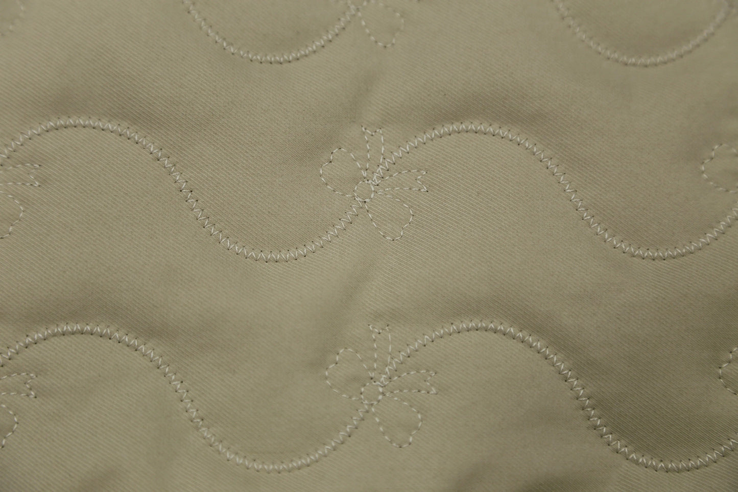 Off-White Quilted Cotton Fabric - 3D Floral Wave Embroidery Textile for Luxury Loungewear & Boho Home Decor - 145cm OEKO-TEX Joomme Fabric